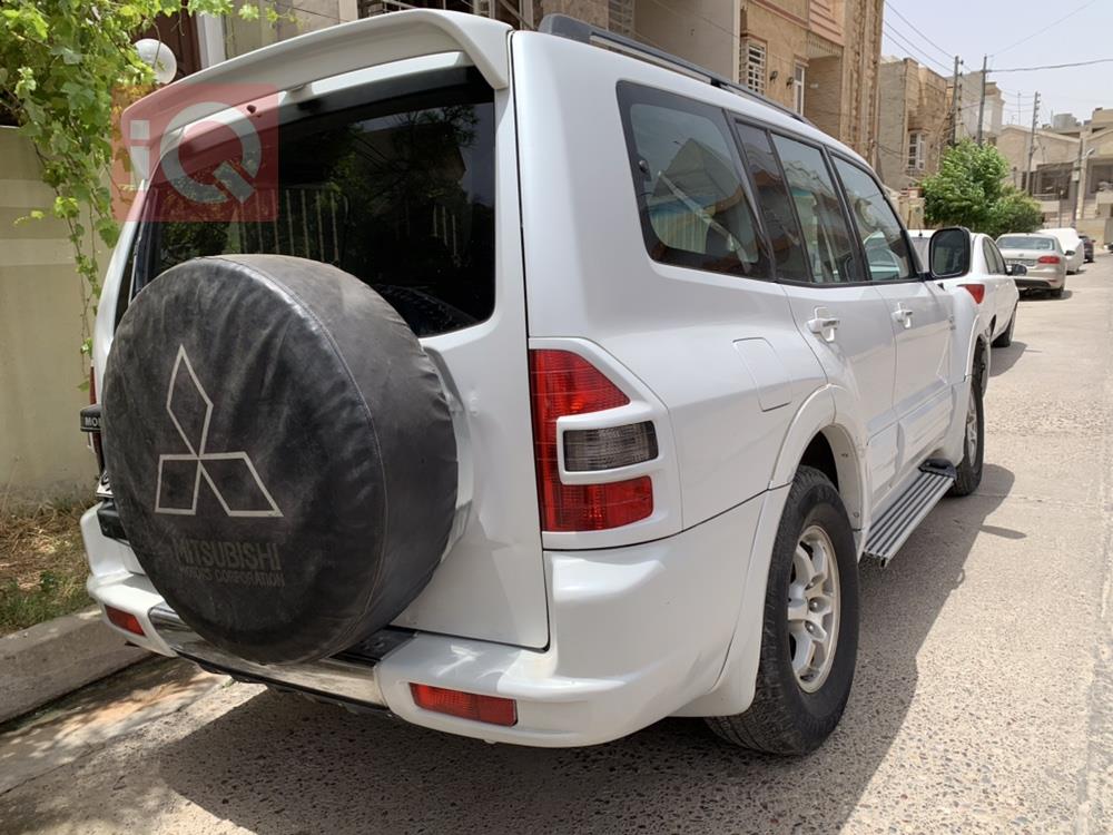 Mitsubishi Montero